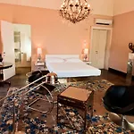 Asmundo Di Gisira Affittacamere 4*