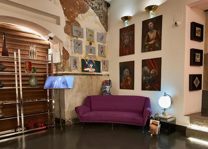 Asmundo Di Gisira Guest house